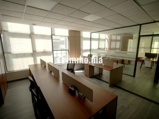 Bureau à louer bien équipé avec 3 place au garage - Bureau à louer - Casablanca