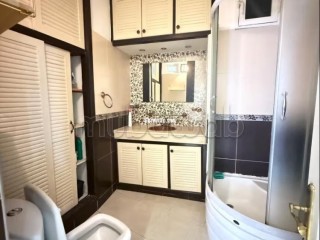 Bel appartement en location à Hay El Menzah. 4 pièces confortables. Salon traditionnel et porte blindée - Appartement à louer - Rabat