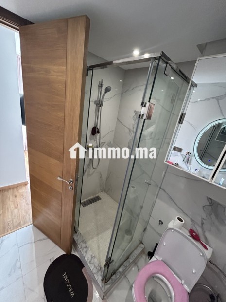 À LOUER – BEL APPARTEMENT DE 81 m² AVEC TERRASSE & GARAGE FERME BRETONNE - Location Immobilier - Casablanca - photo 2