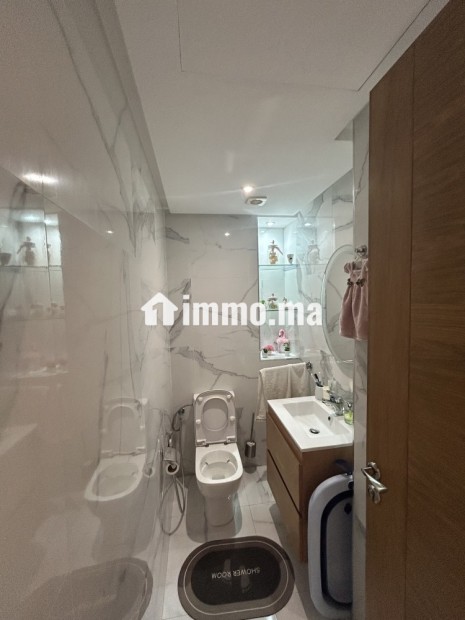 À LOUER – BEL APPARTEMENT DE 81 m² AVEC TERRASSE & GARAGE FERME BRETONNE - Location Immobilier - Casablanca - photo 5