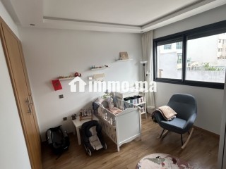 À LOUER – BEL APPARTEMENT DE 81 m² AVEC TERRASSE & GARAGE FERME BRETONNE - Appartement à louer - Casablanca