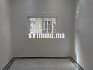 À louer – Appartement entièrement rénové à Mkinssia, Salé - Maison à louer - Sale