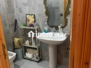 APPT A VENTDRE AU 1 ETG. DEUX FACADES ENSOLIE MATIN ET SOIR - Appartement à vendre - Casablanca