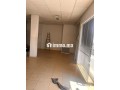 LOCAL COMMERCIAL A LOUER - miniature 1