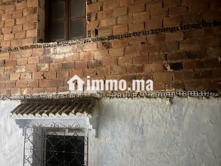 شفشاون عين حوزي الحي الإداري مابين شارع طنجة وفرن الشويني قرب روض الاطفال - Maison à vendre - Chefchaouen