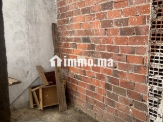 شفشاون عين حوزي الحي الإداري مابين شارع طنجة وفرن الشويني قرب روض الاطفال - Maison à vendre - Chefchaouen