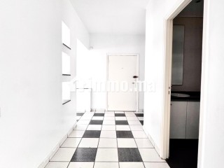 Élégant appartement rénové à vendre au maarif extension - Appartement à vendre - Casablanca