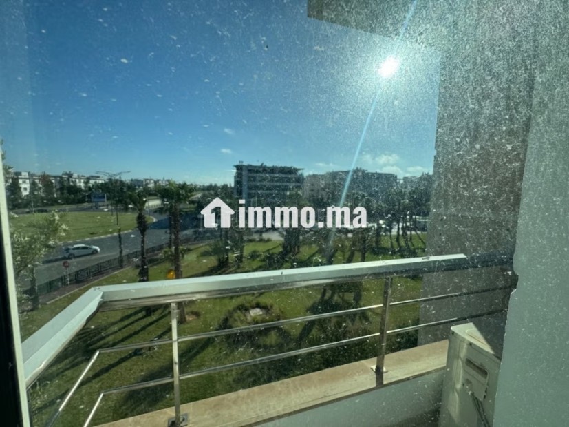 Bureaux à louer à Riyad. Superficie 200 m². Ascenseur et terrasse - Location Immobilier - Rabat - photo 7