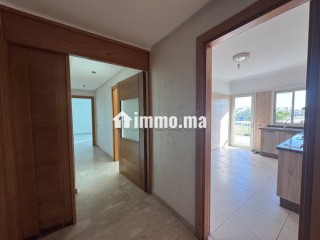 Bureaux à louer à Riyad. Superficie 200 m². Ascenseur et terrasse - Bureau à louer - Rabat