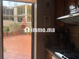 شارع عبد الرحمان اليوسفي أمام مقهى لاهاي. طنجة, المغرب - Appartement à vendre - Tanger