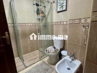 شارع عبد الرحمان اليوسفي أمام مقهى لاهاي. طنجة, المغرب - Appartement à vendre - Tanger