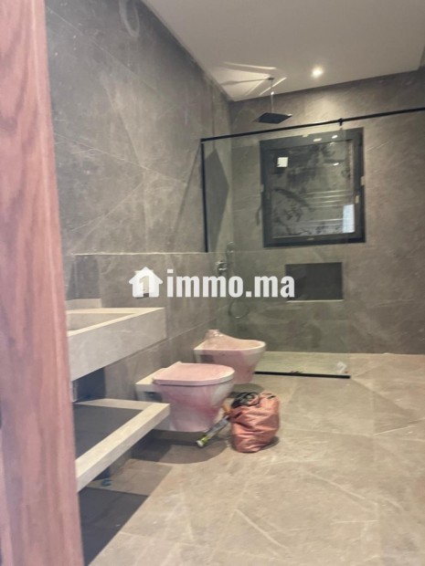 Villa neuve vide 4 ch piscine à louer Marrakech - Location Immobilier - Marrakech - photo 6