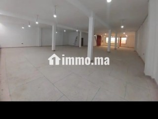 لوزين للبيع في حي الصناعي زناتة الدار البيضاء - Local commercial à vendre - Casablanca