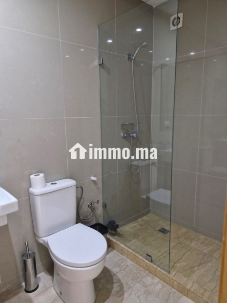 شقة للإيجار في هيفيرناج. غرفتا نوم. مكيف هواء ومسبح - Location Immobilier - Marrakech - photo 3