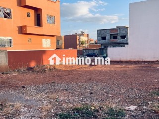 بقعة أرضية للبيع بحي راقي بنجد، مساحة 197 - Terrain à vendre - Khenifra