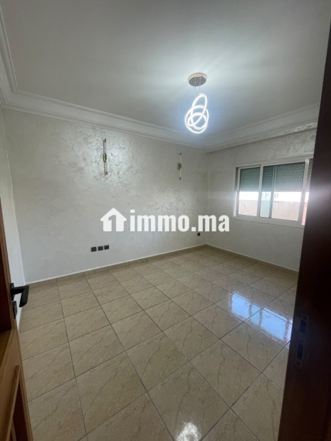 À louer – Appartement rénové à Roches Noires - Location Immobilier - Casablanca - photo 6