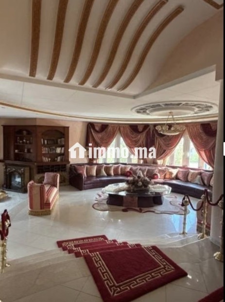 À vendre | Villa luxueuse avec jardin et piscine à Tanger - Vente Immobilier - Tanger - photo 3