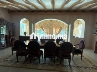 À vendre | Villa luxueuse avec jardin et piscine à Tanger - Villa à vendre - Tanger