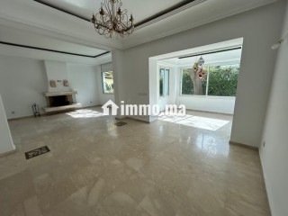 Location Villa moderne pour habitation ou bureau - Villa à louer - Rabat
