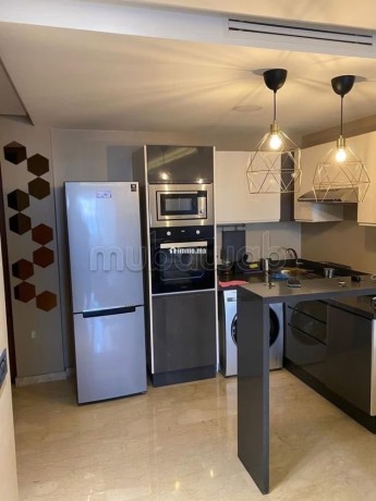 studio-meuble-terrasse-neuf-en-location-a-maarif-extension-big-3