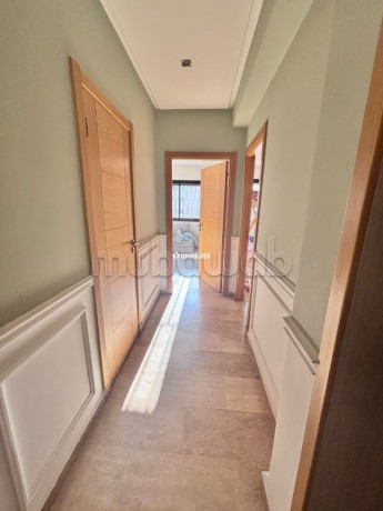 appartement-meuble-a-la-location-a-bourgogne-big-6