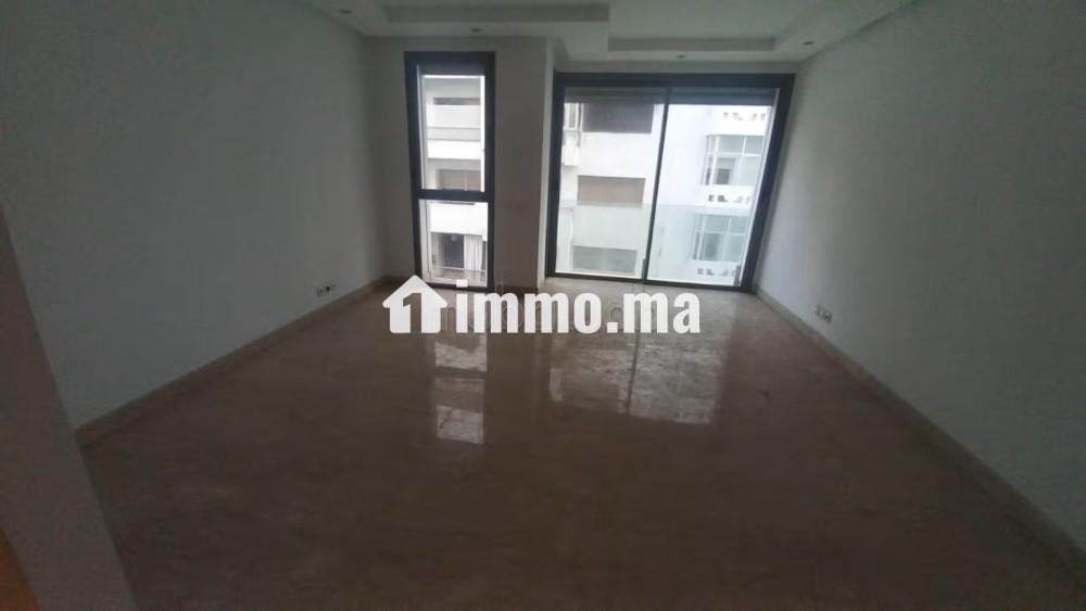 Grand studio neuf à louer - Location Immobilier - Casablanca - photo 7