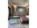 chambre-salon-a-cote-la-gare-du-train-centre-de-gu-small-0