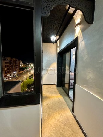 chambre-salon-a-cote-la-gare-du-train-centre-de-gu-big-9