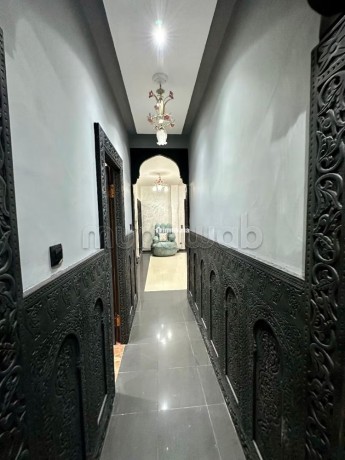 chambre-salon-a-cote-la-gare-du-train-centre-de-gu-big-13