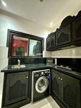 chambre-salon-a-cote-la-gare-du-train-centre-de-gu-big-3