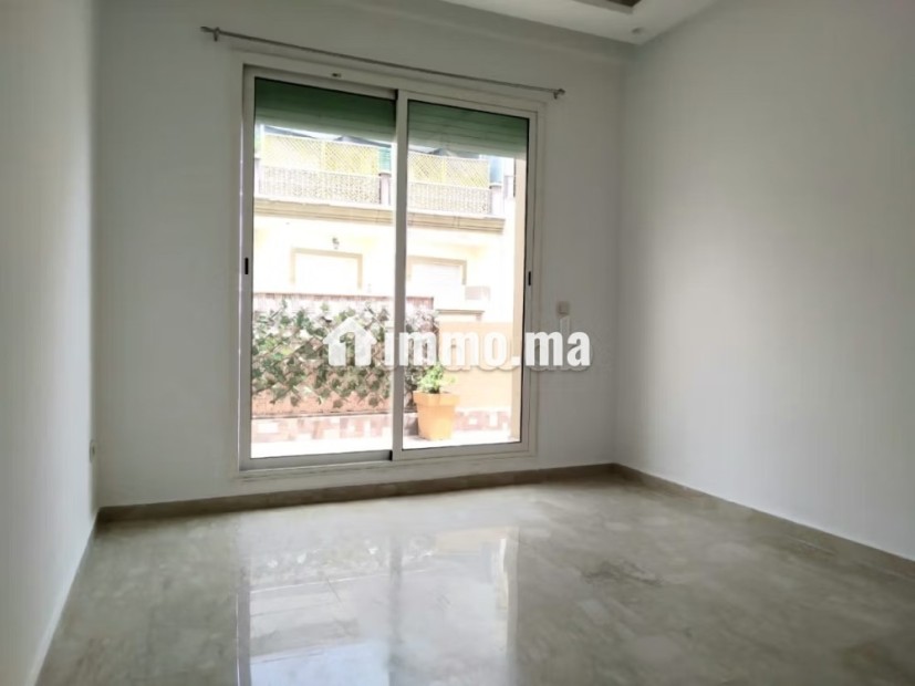 Vente studio avec belle terasse clinique badr - Vente Immobilier - Casablanca - photo 4
