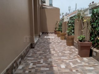 Vente studio avec belle terasse clinique badr - Appartement à vendre - Casablanca