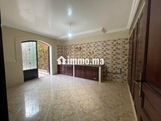 Cave a louer vide avec jardin situé à Targa - Villa à louer - Marrakech