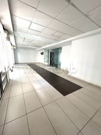bureau-central-big-6