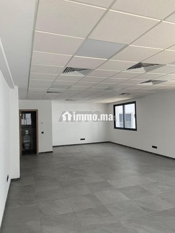 Bureau pour location situé à evasion sidi maarouf - Location Immobilier - Casablanca - photo 4