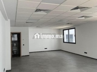 Bureau pour location situé à evasion sidi maarouf - Bureau à louer - Casablanca