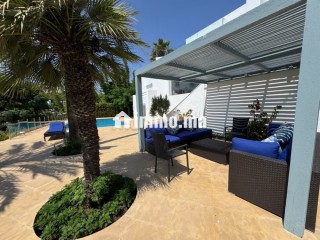 Villa sur mer dehaut standing à vendre à M'Diq. 7 pièces. Meublé - Villa à vendre - Autre