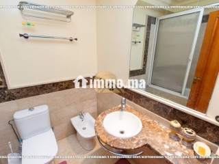 Appartement vide à louer, piscine collective, hivernage - Appartement à louer