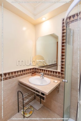appartement-vide-a-louer-piscine-collective-hivernage-big-4