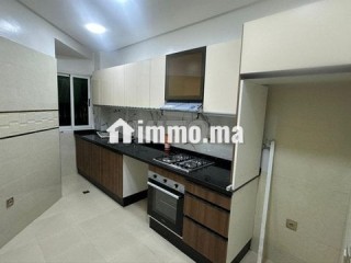 شقة للكراء وفاق قرب اقامة مشاء الله - Appartement à louer - Temara