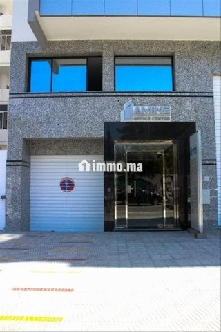 Bureau 69m2 avec cour 1er étage plein centre ville - Location Immobilier - Tanger - photo 2