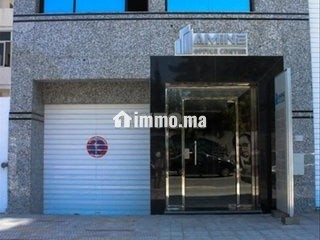 Bureau 69m2 avec cour 1er étage plein centre ville - Bureau à louer - Tanger