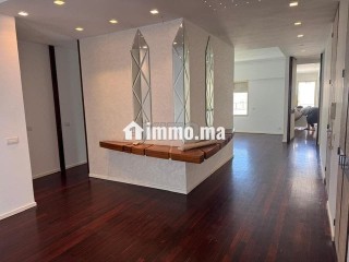 À racine Appartement pour location vide 172m² - Appartement à louer - Casablanca