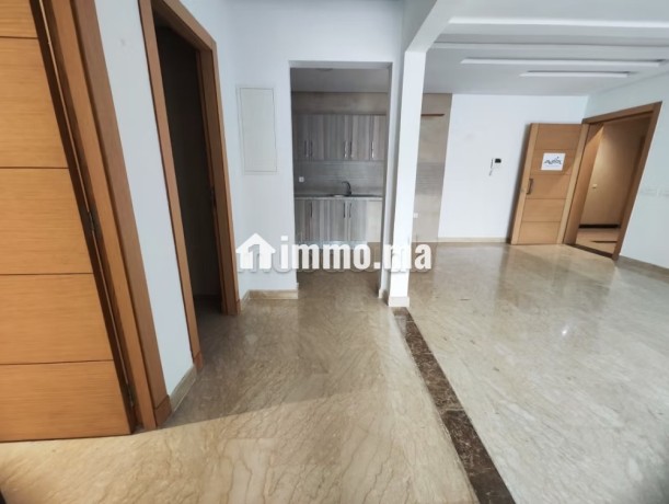 bureau-100m2-a-louer-vide-riviera-big-1