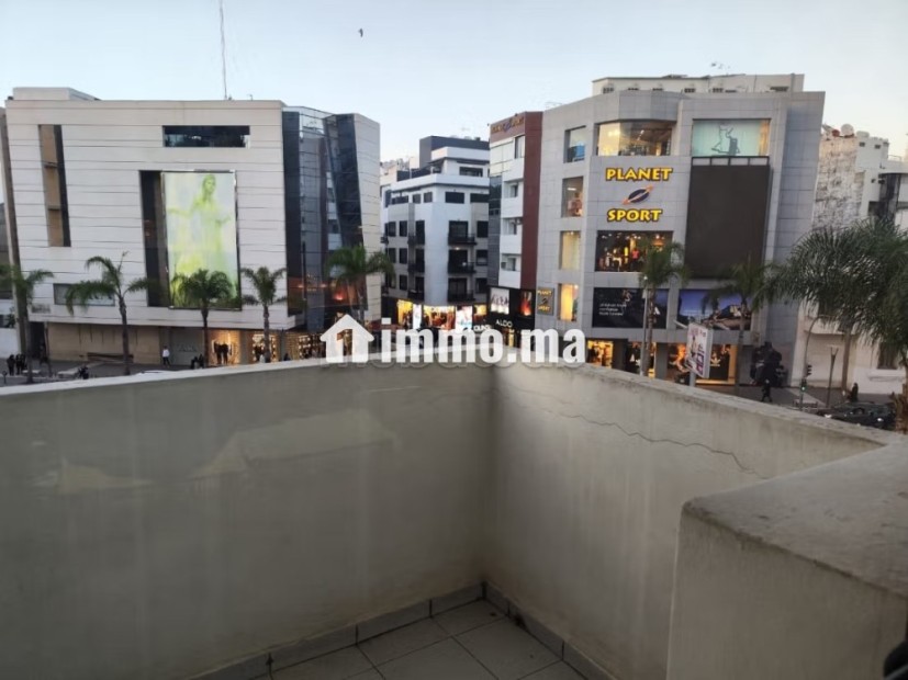 Bureau 87m2 à louer équipé Maarif face zara - Location Immobilier - Casablanca - photo 3
