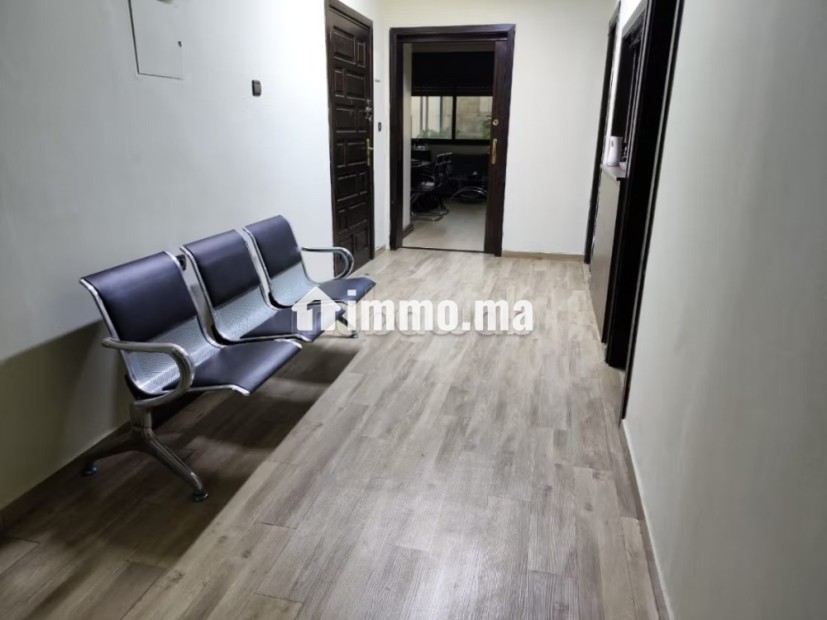 Bureau 87m2 à louer équipé Maarif face zara - Location Immobilier - Casablanca - photo 7