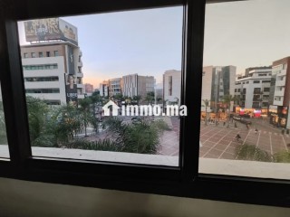 Bureau 87m2 à louer équipé Maarif face zara - Bureau à louer - Casablanca
