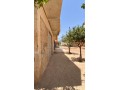 local-commercial-2-faces-en-location-a-ouislane-surface-totale-77-m2-small-4