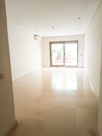 apart-hs-a-louer-vide-2ch-terrasse-parking-big-1