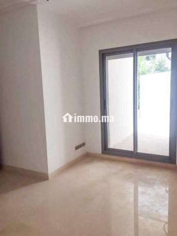 apart-hs-a-louer-vide-2ch-terrasse-parking-big-3